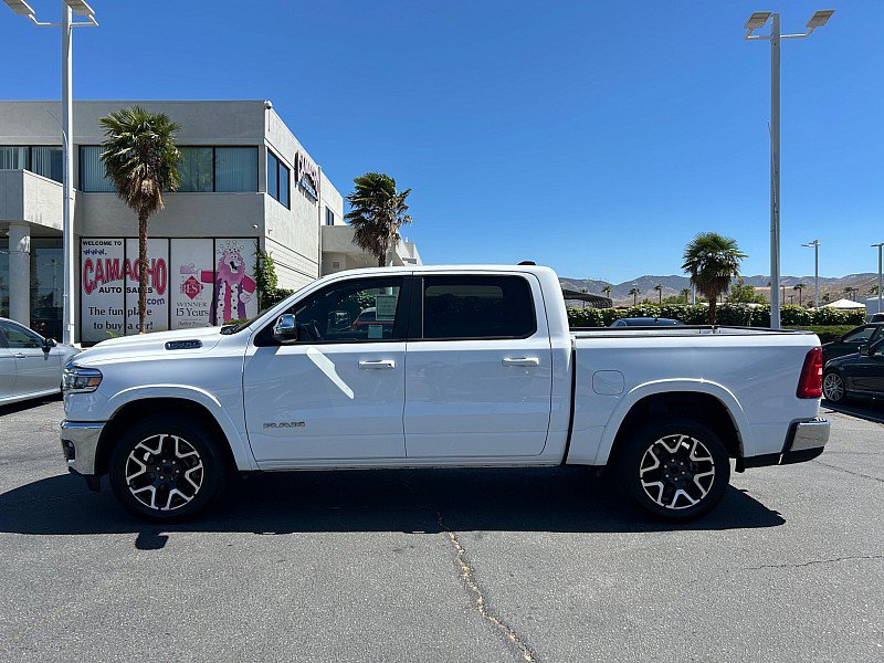 Used 2025 RAM 1500 Laramie AWD/4WD image 4