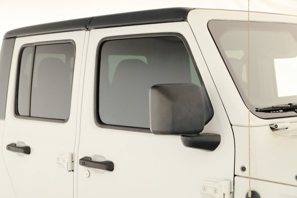 Used 2020 Jeep Gladiator Rubicon AWD/4WD image 38
