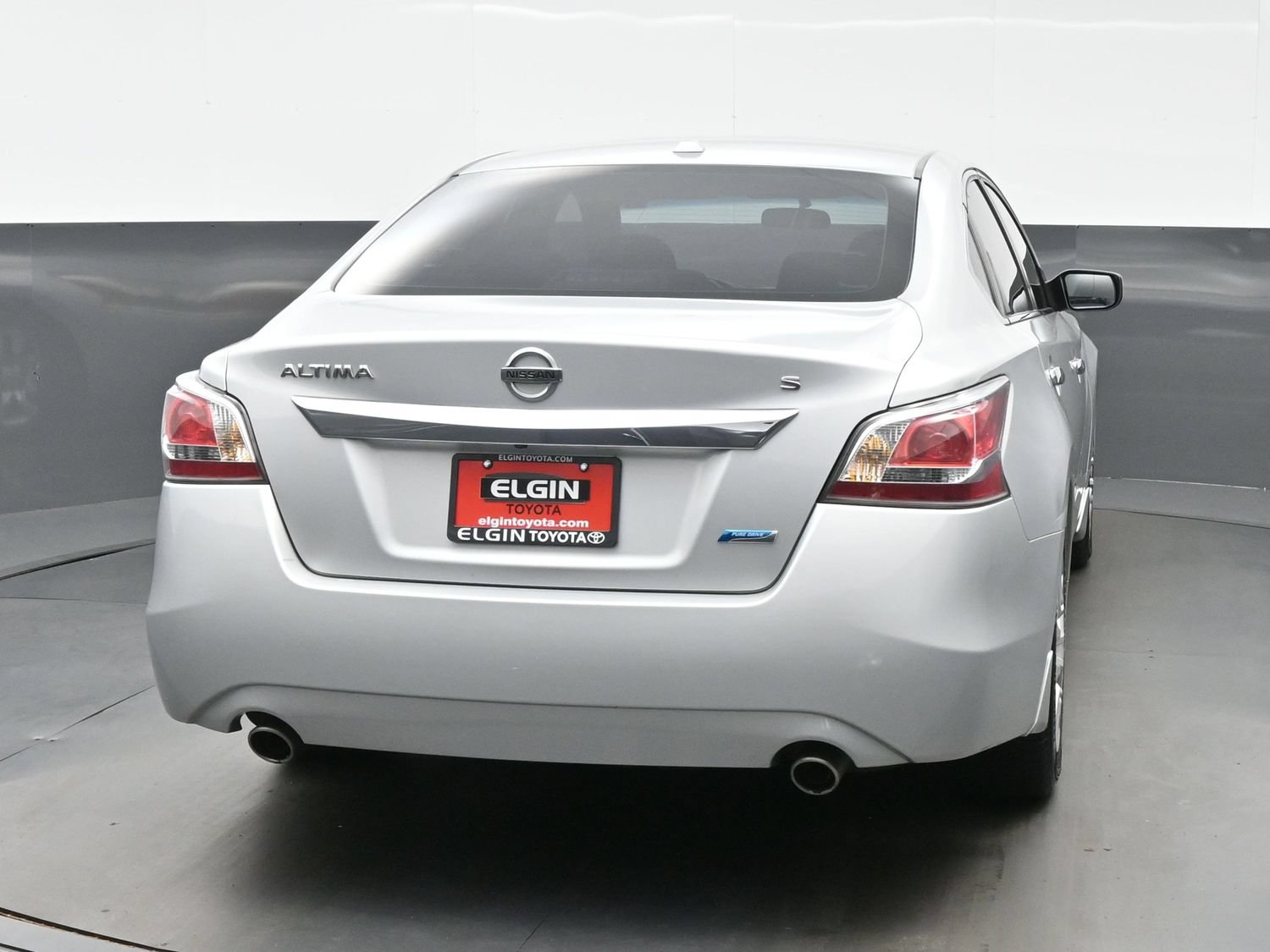 Used 2014 Nissan Altima 2.5 S w/ Display Audio Package FWD image 5