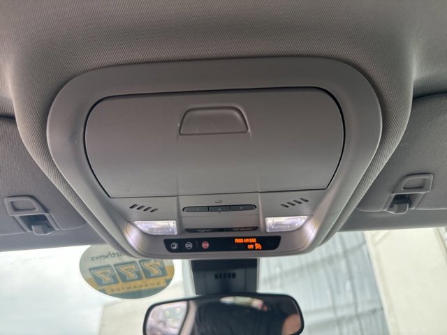 Used 2020 Chevrolet Equinox LT image 16