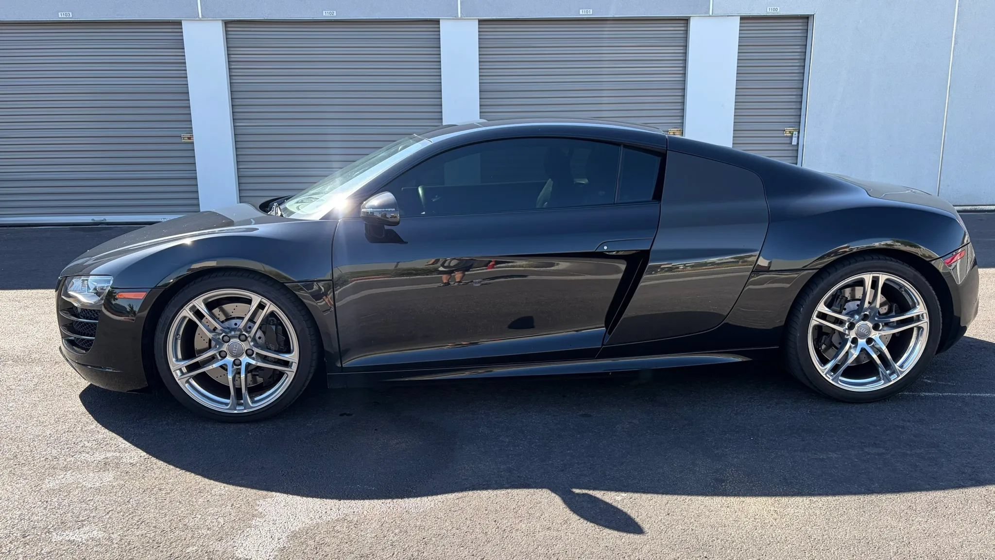 Used 2012 Audi R8 V10 AWD/4WD image 2