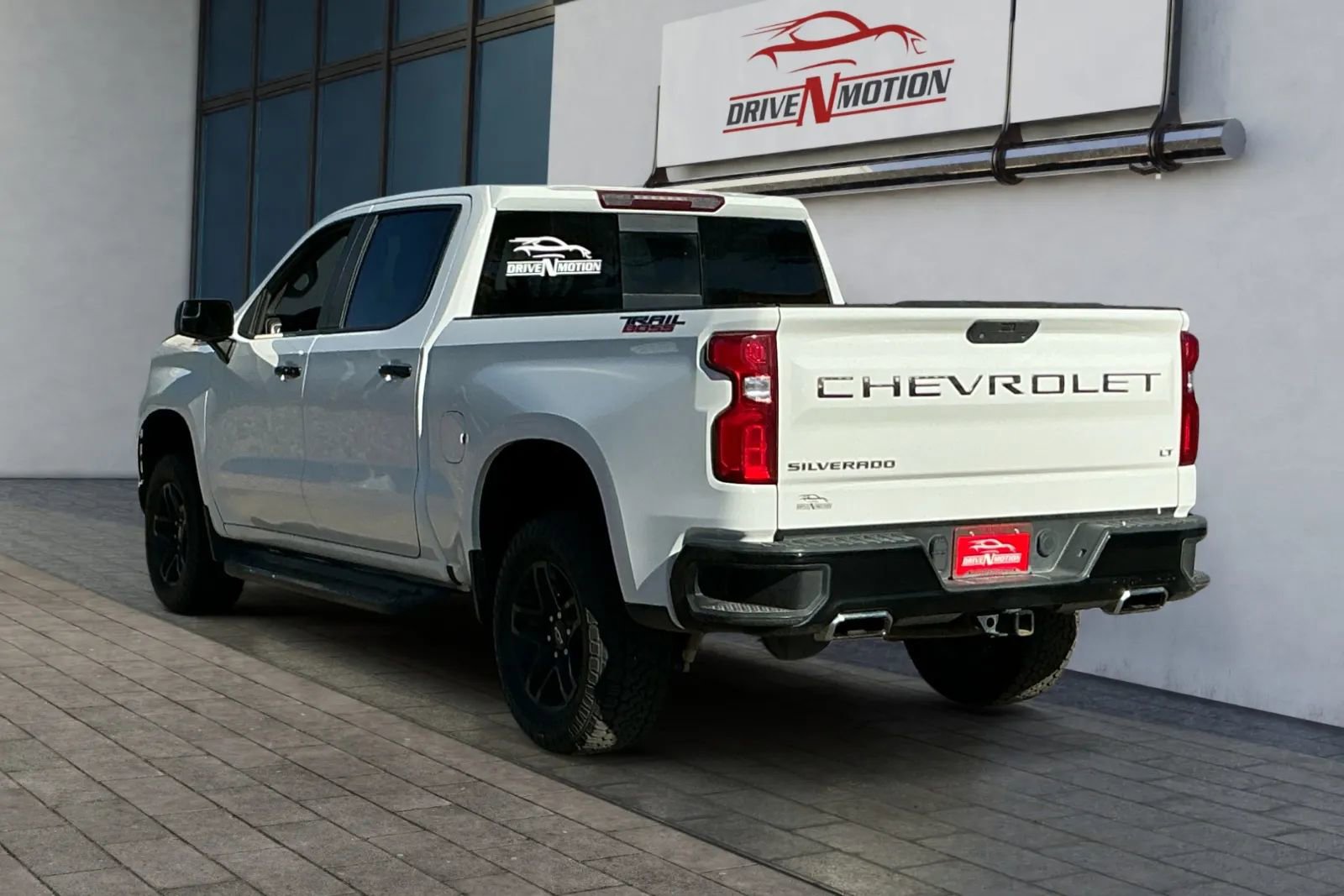 Used 2020 Chevrolet Silverado 1500 LT Trail Boss image 6