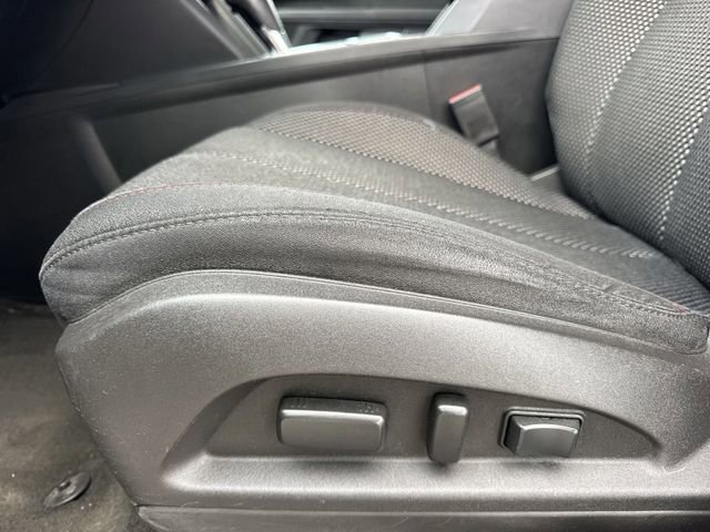 Used 2017 Chevrolet Equinox LT w/ Convenience Package image 13