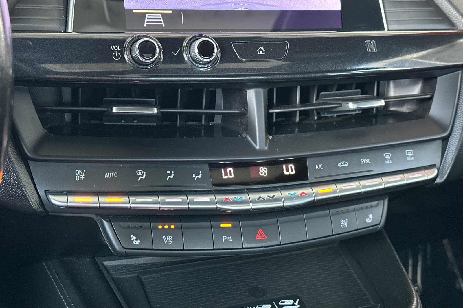 Certified 2020 Cadillac CT4 Premium Luxury RWD image 28