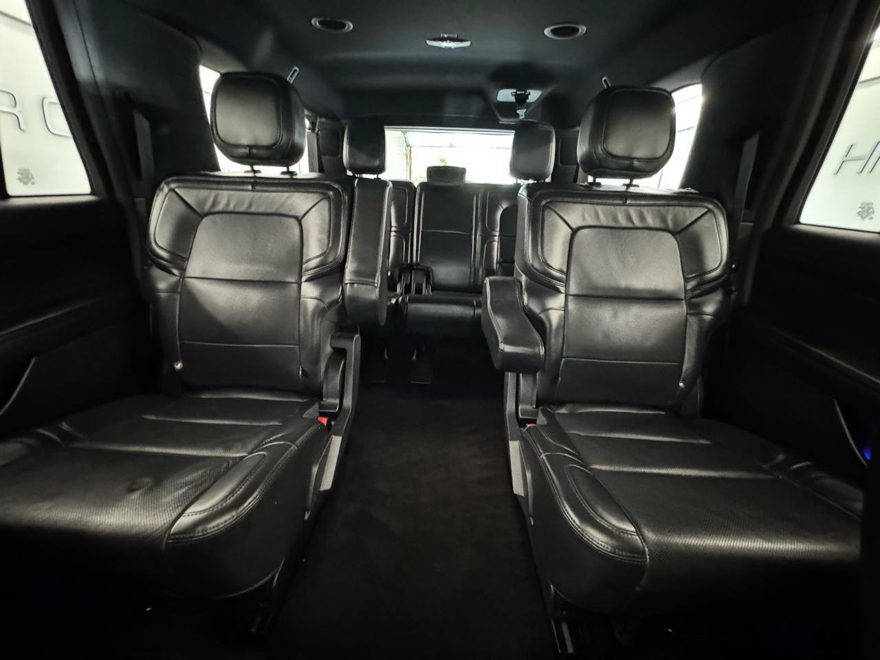 Used 2023 Lincoln Navigator L Reserve AWD/4WD image 39