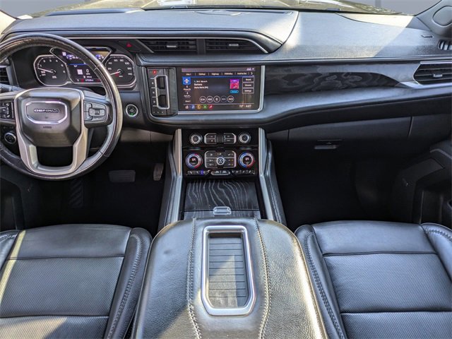 Used 2021 GMC Yukon Denali w/ Denali Premium Package image 15