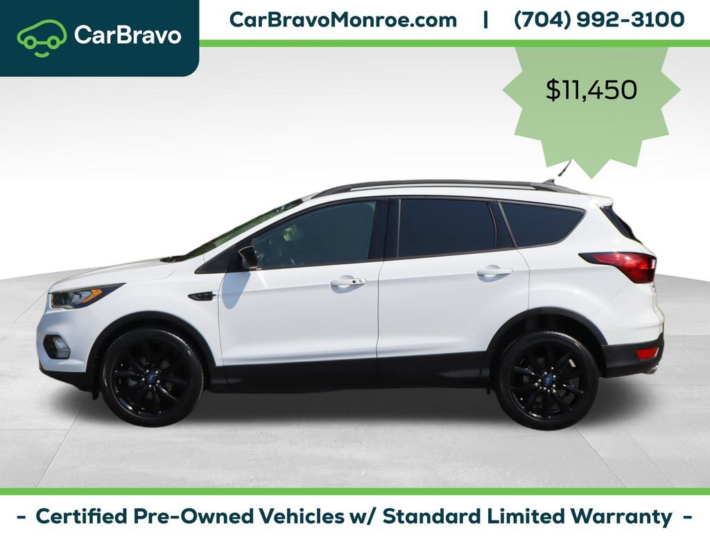 Used 2019 Ford Escape SE FWD image 2