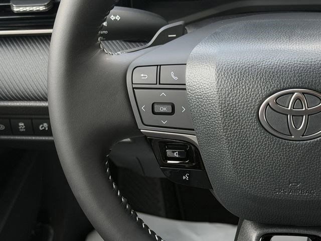 New 2026 Toyota Camry SE image 9