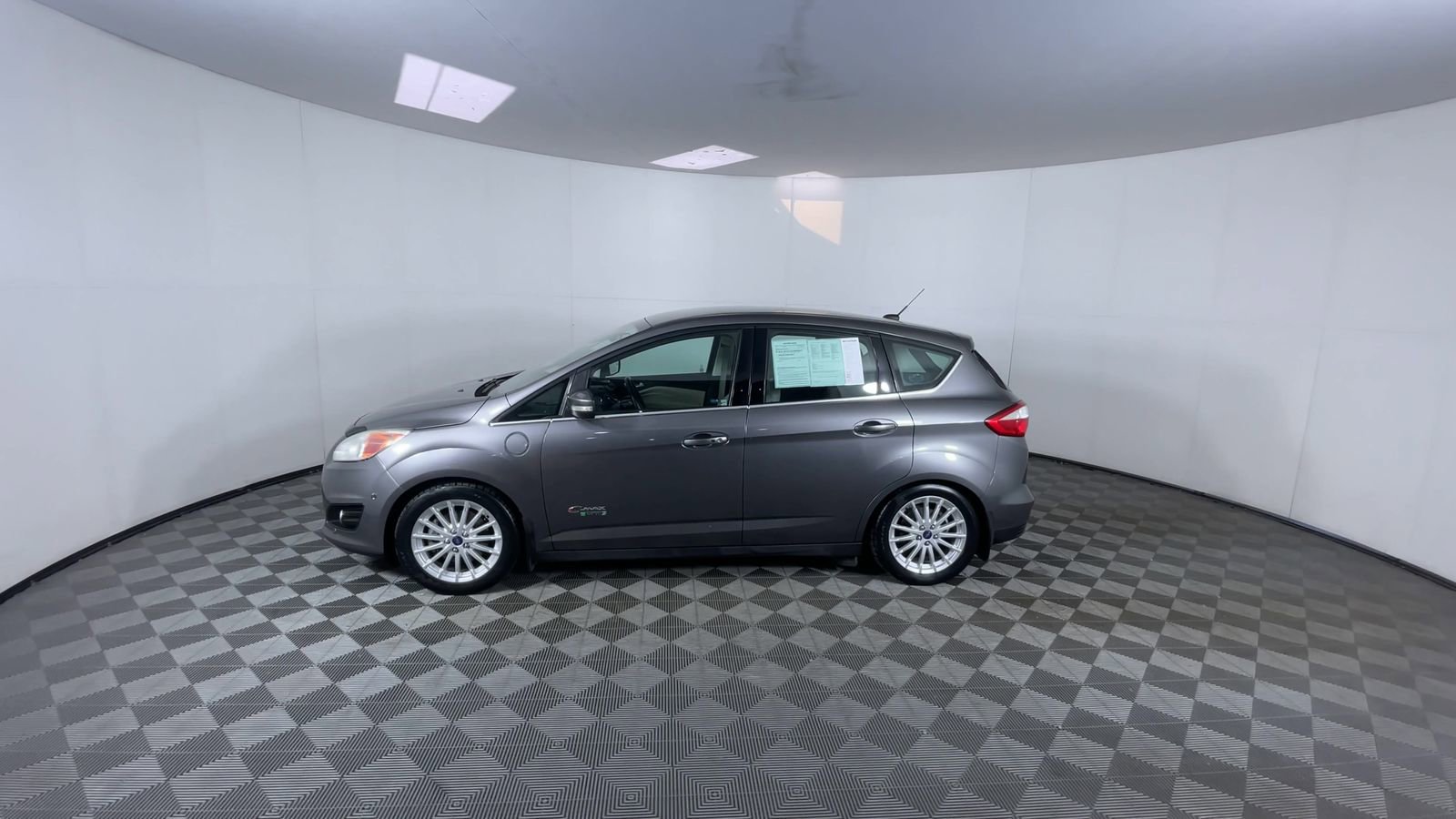 Used 2014 Ford C-MAX Energi SEL w/ Equipment Group 303A image 4