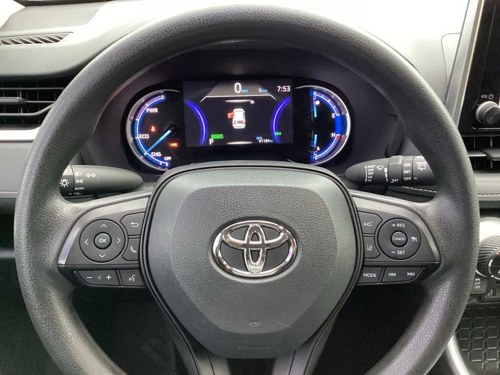 Used 2024 Toyota RAV4 XLE image 31