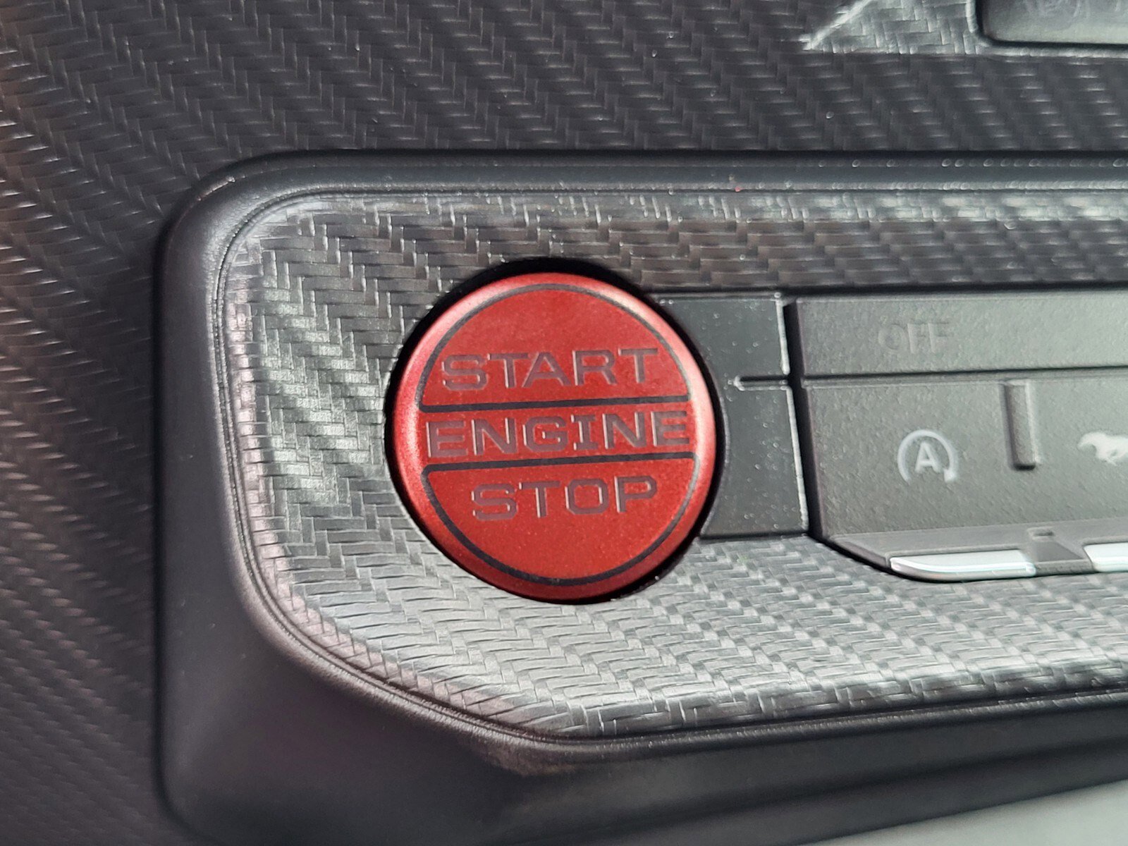 Used 2025 Ford Mustang GT Premium RWD image 23