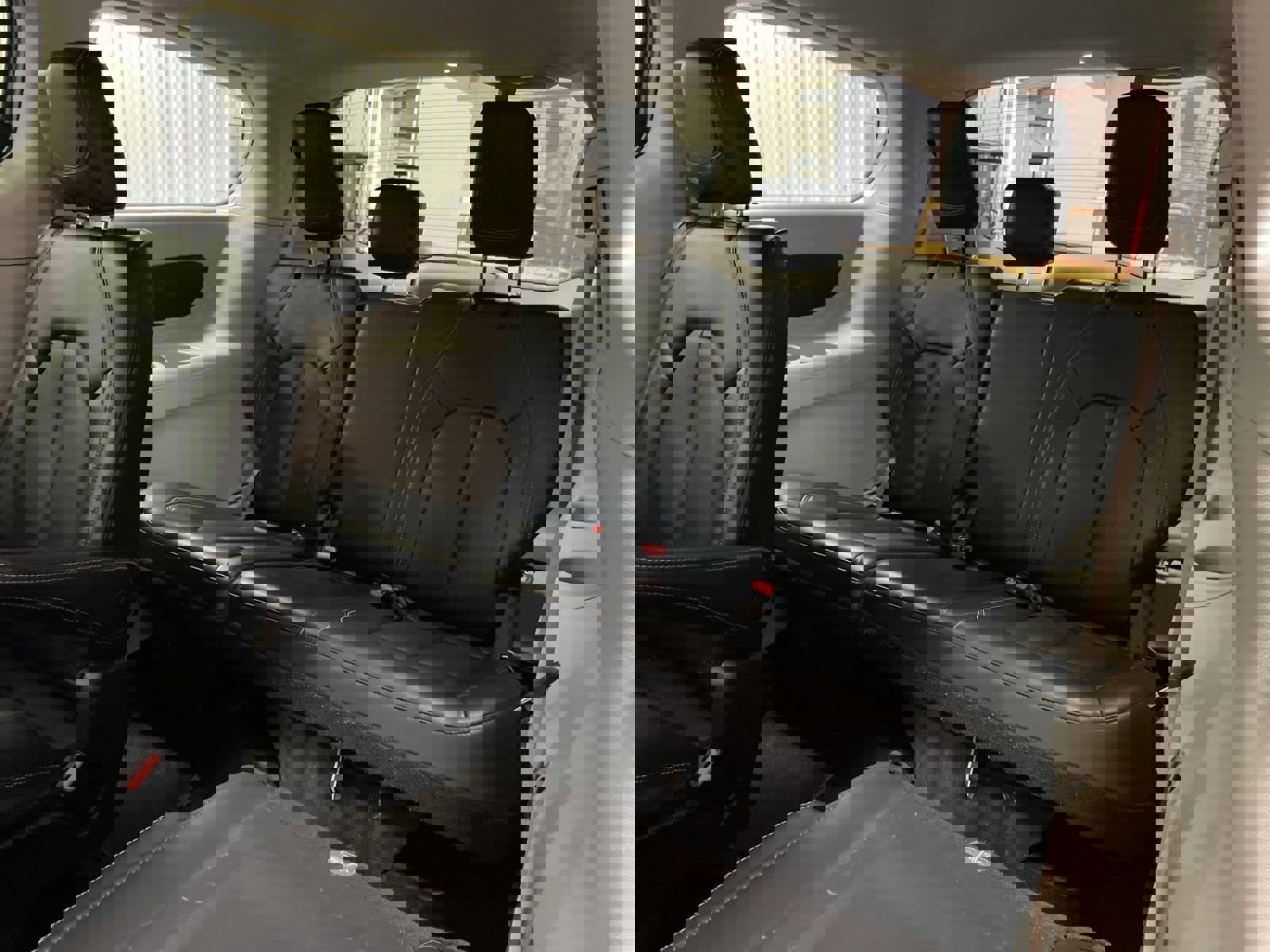 Used 2024 Chrysler Pacifica Touring-L image 24