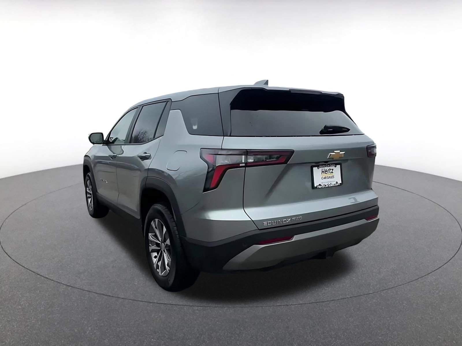 Used 2025 Chevrolet Equinox LT image 11