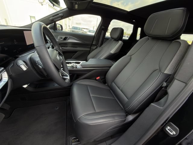 Used 2024 Cadillac Lyriq Tech RWD image 25