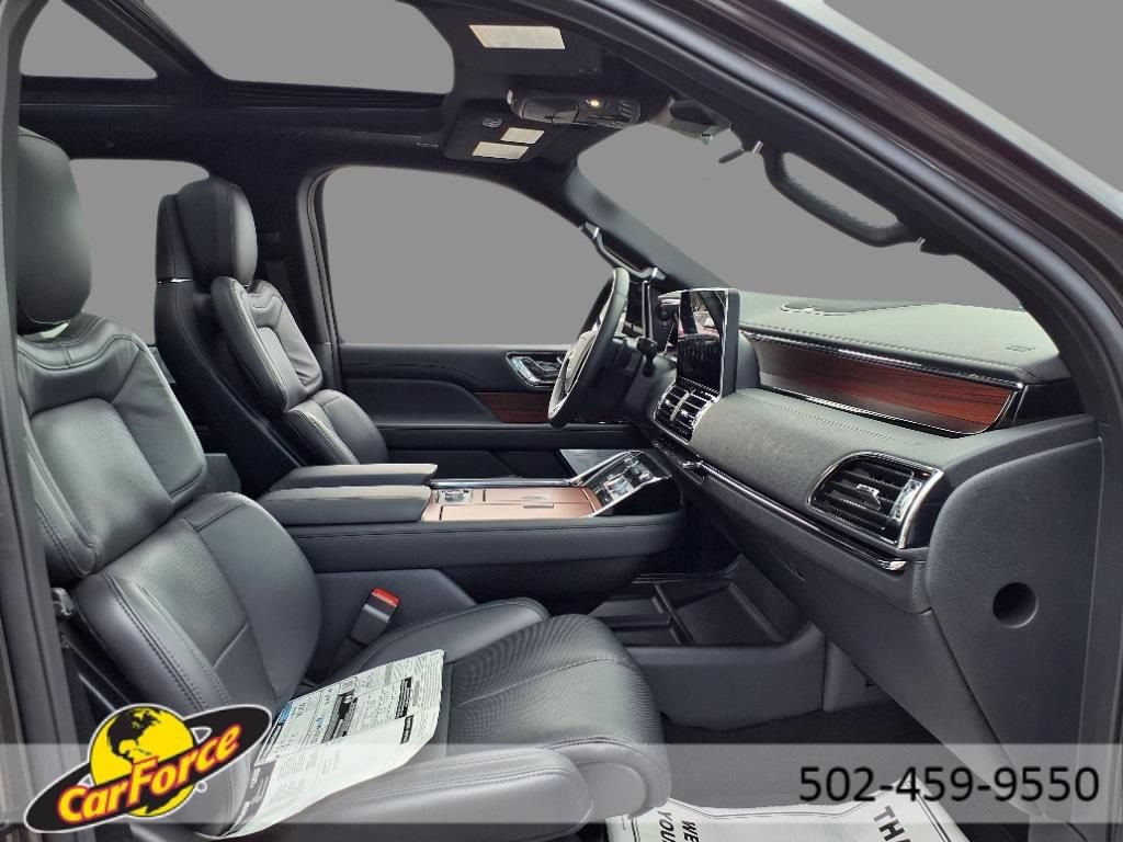 Used 2024 Lincoln Navigator L Reserve AWD/4WD image 44