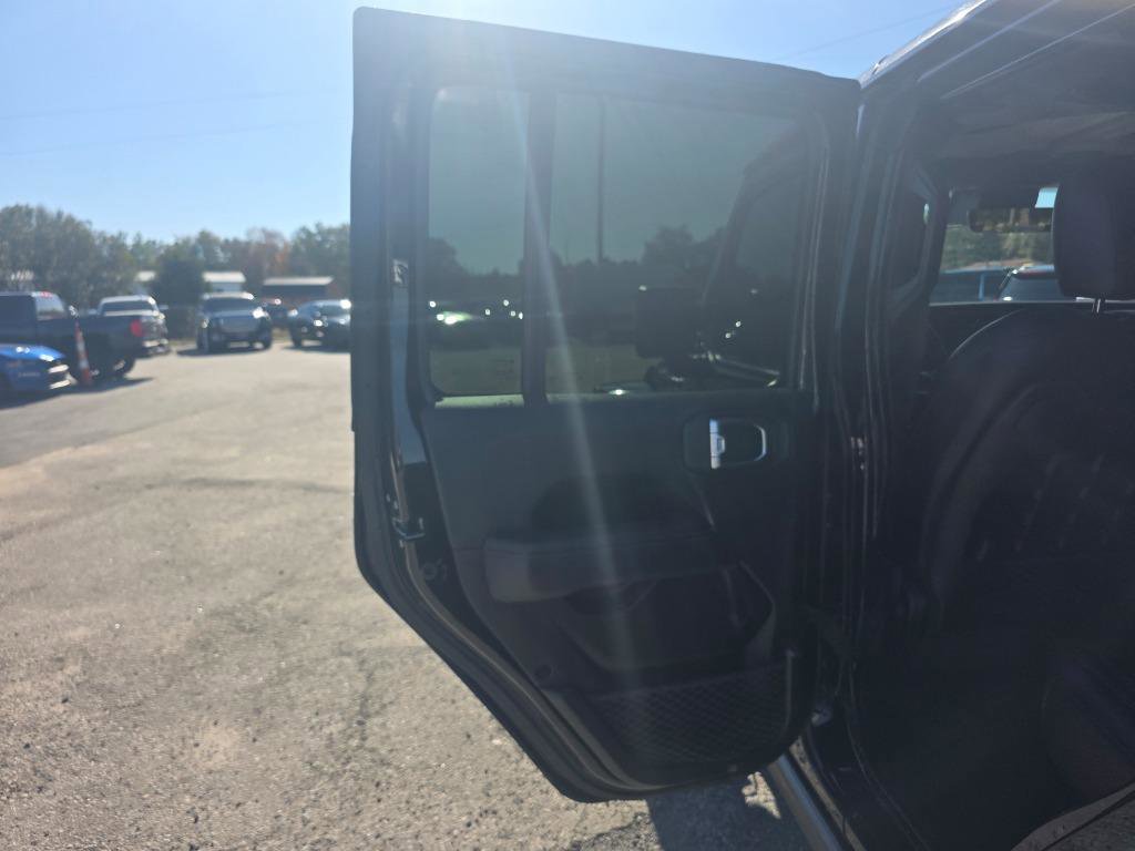 Used 2020 Jeep Gladiator Rubicon image 8