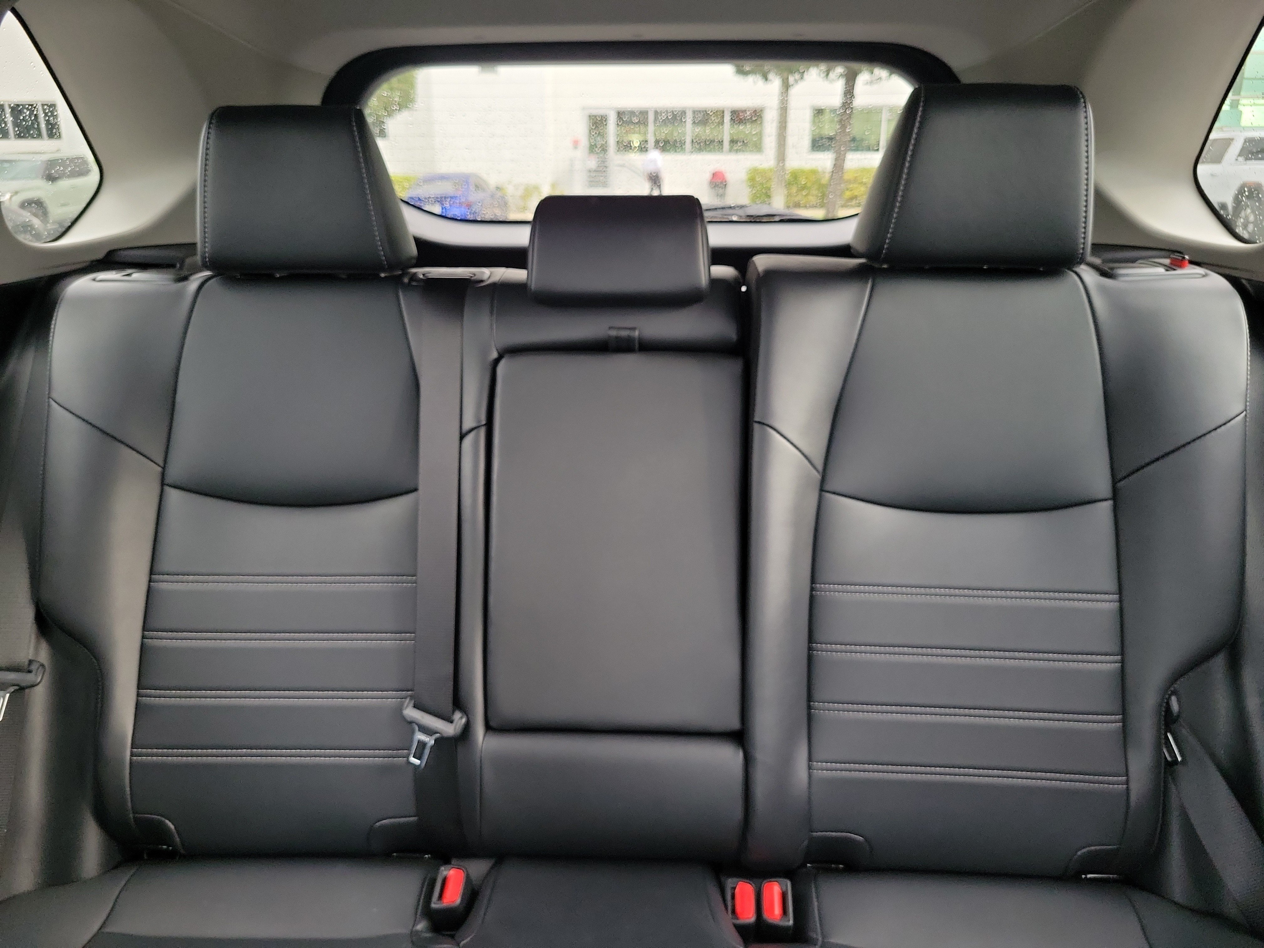 Used 2023 Toyota RAV4 XLE Premium FWD image 21