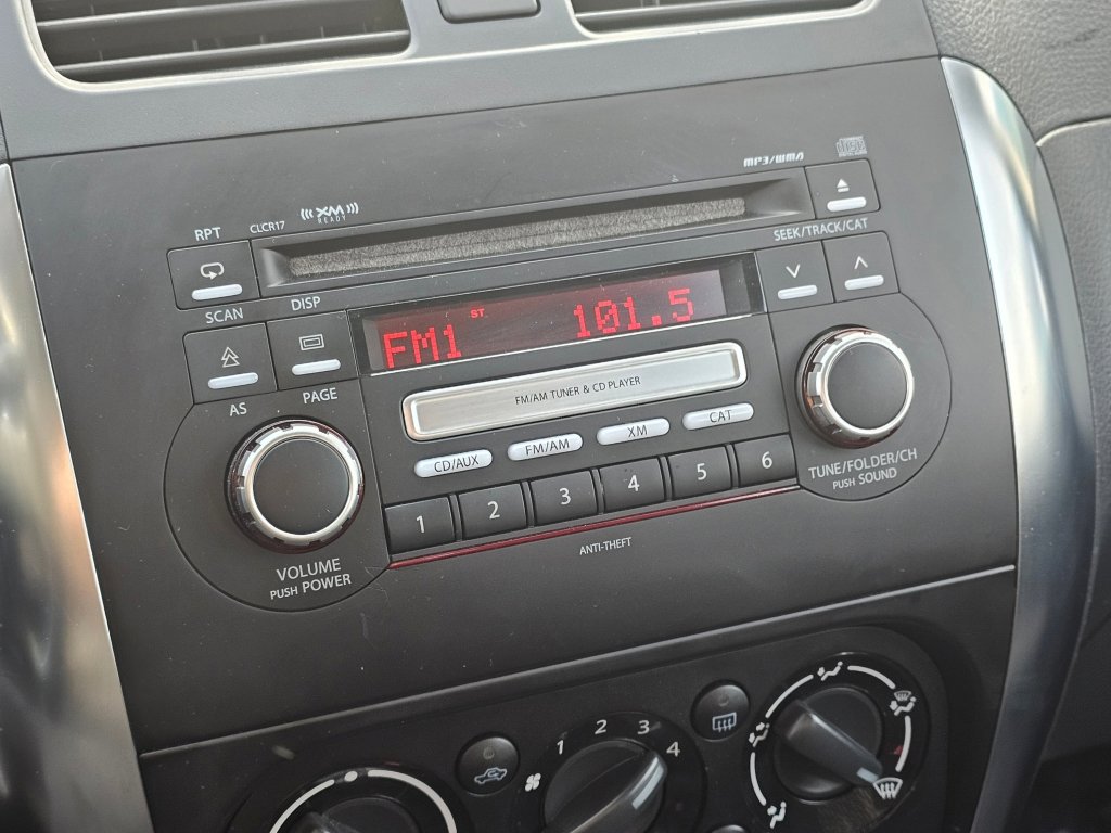 Used 2009 Suzuki SX4 AWD Hatchback image 8