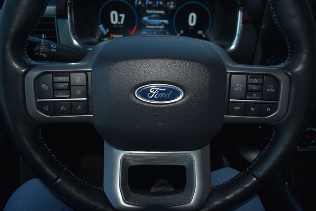 Used 2022 Ford F150 Lariat w/ Equipment Group 502A High image 21