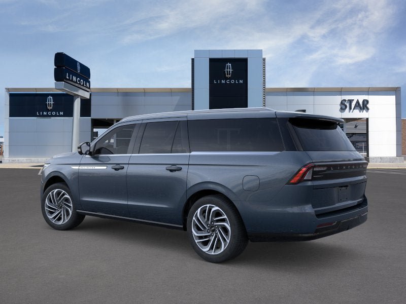 New 2026 Lincoln Navigator L Reserve AWD/4WD image 4
