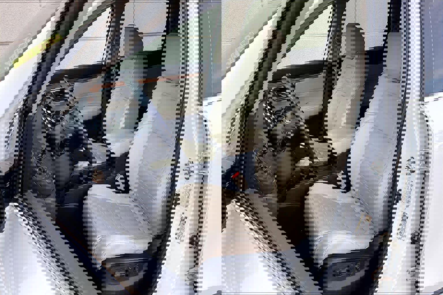 Used 2018 Honda CR-V Touring image 7