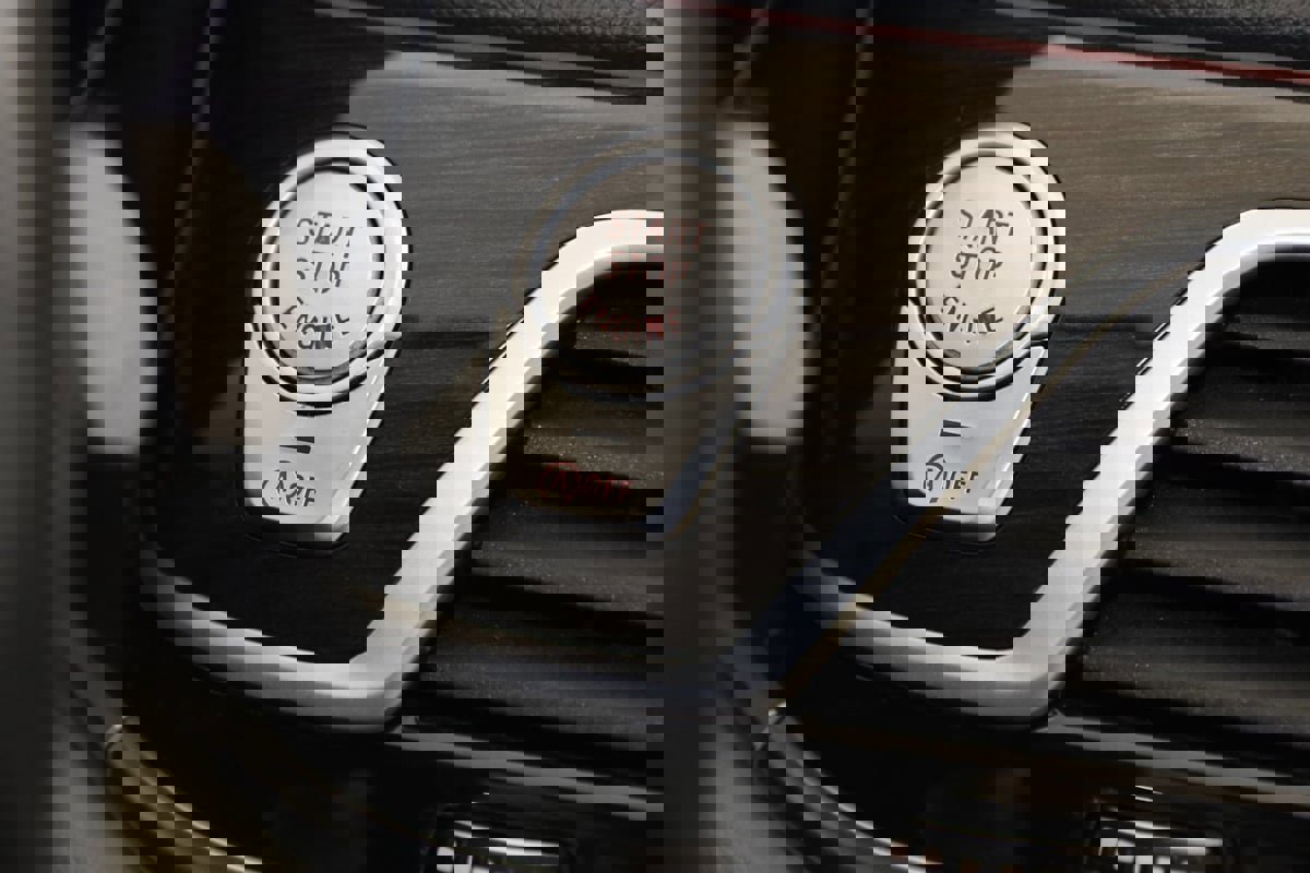 Used 2020 BMW 740i xDrive w/ Cold Weather Package image 37