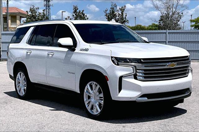 Used 2022 Chevrolet Tahoe High Country RWD image 2