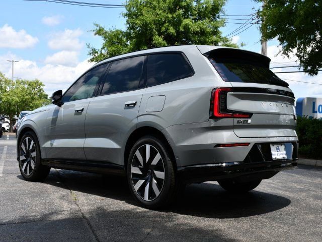 New 2025 Volvo EX90 Ultra image 5