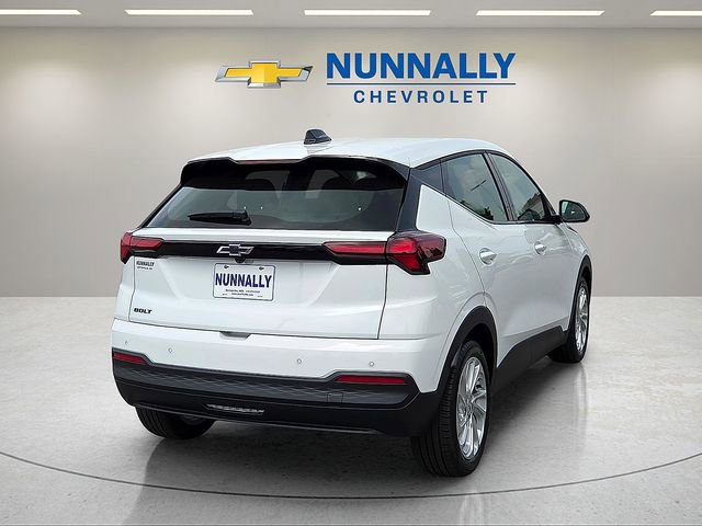 New 2027 Chevrolet Bolt LT FWD image 5