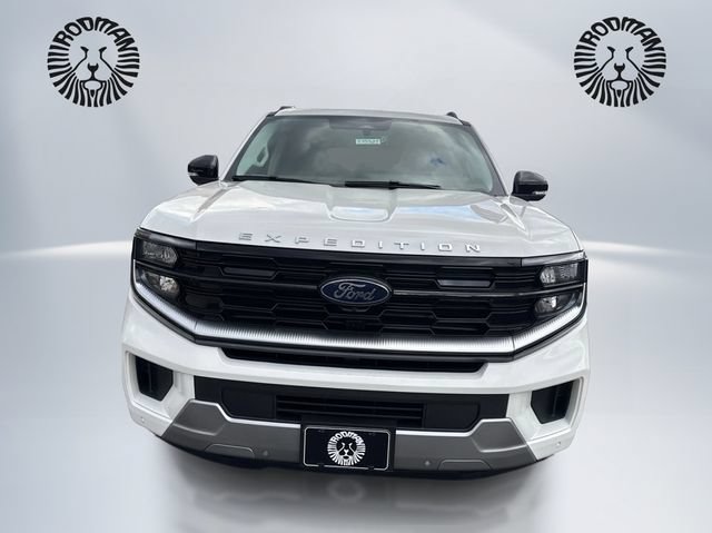 New 2026 Ford Expedition Max Platinum w/ Platinum Ultimate Package AWD/4WD image 2