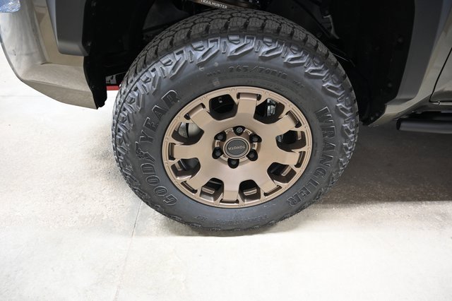 New 2025 Toyota Tacoma 4x4 Double Cab Hybrid image 35