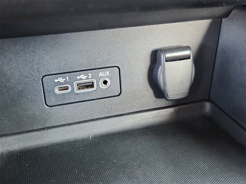 Used 2023 Nissan Sentra SV w/ All-Weather Package image 19