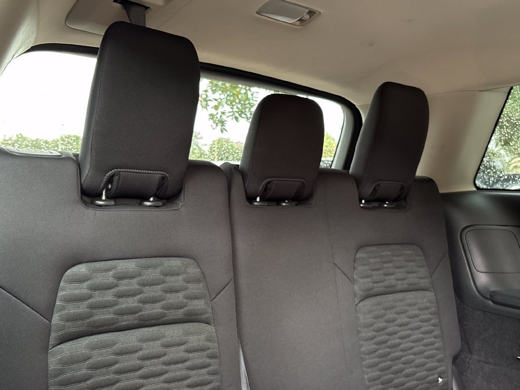Used 2022 Nissan Pathfinder SV w/ SV Premium Package FWD image 20