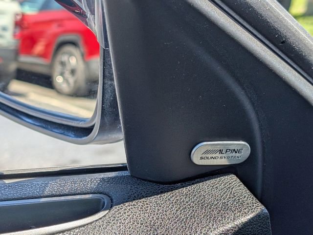 Used 2016 Chrysler 300 C image 36