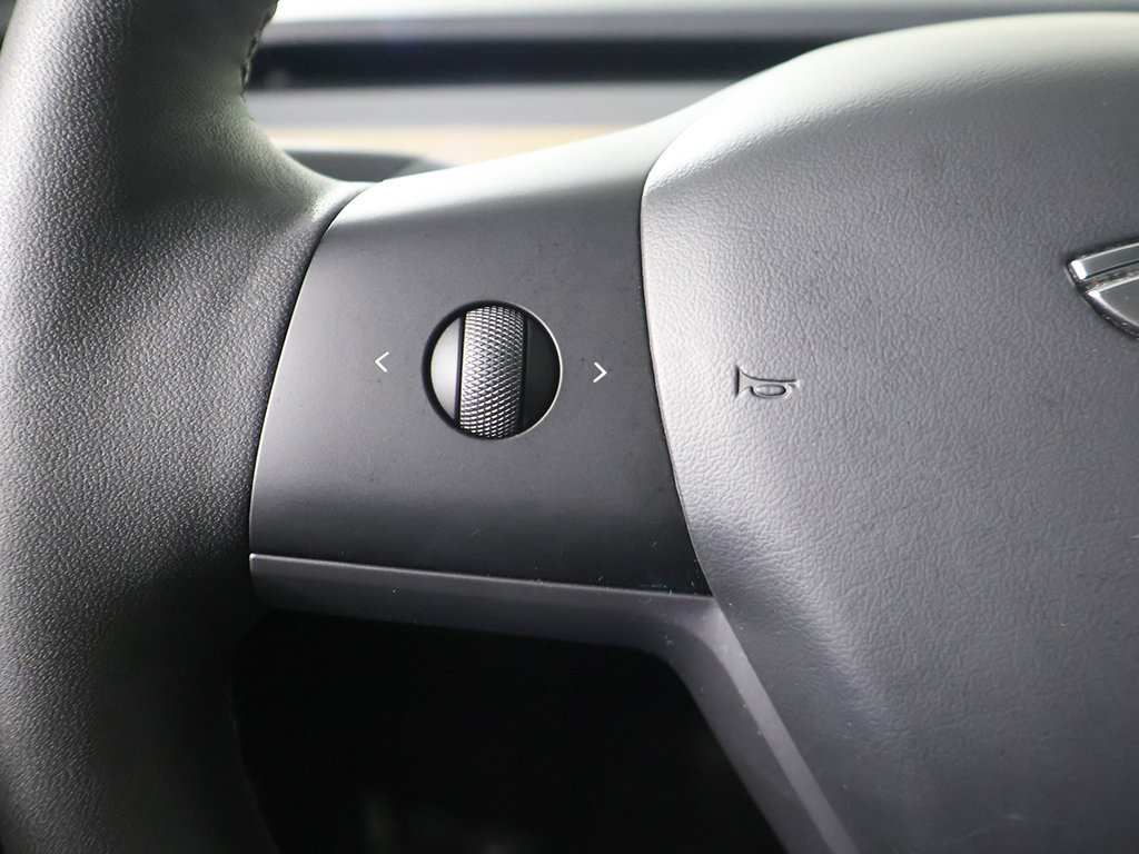 Used 2023 Tesla Model 3 Standard Range RWD image 35
