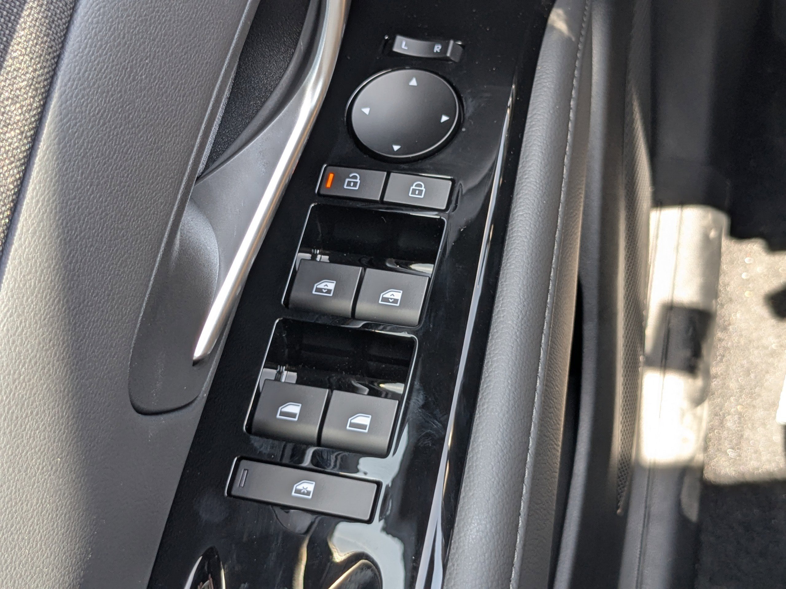 New 2025 Hyundai Santa Cruz Limited image 28