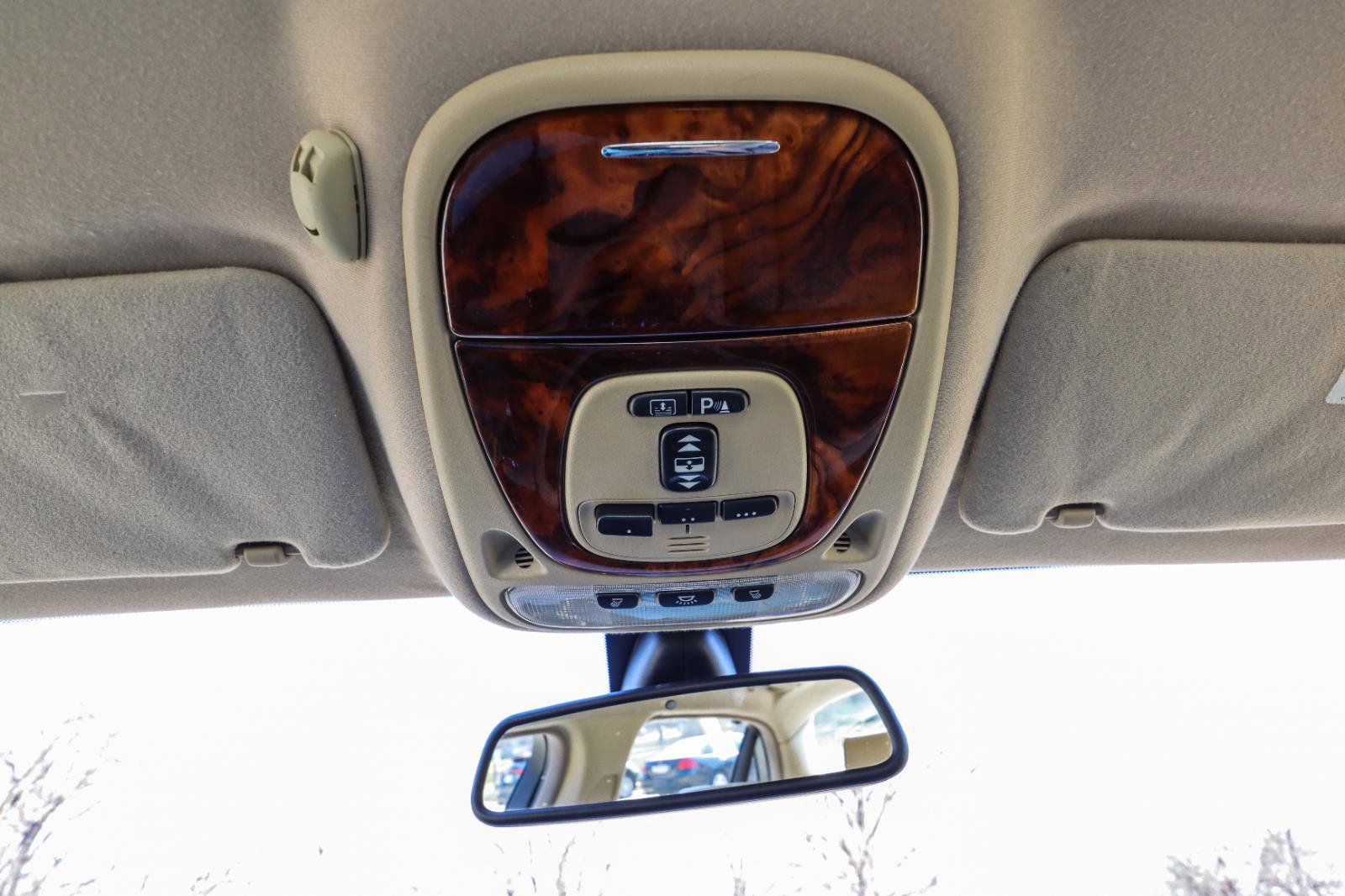 Used 2008 Jaguar XJ8 L image 31