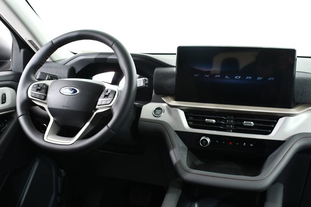 New 2026 Ford Explorer Active image 8