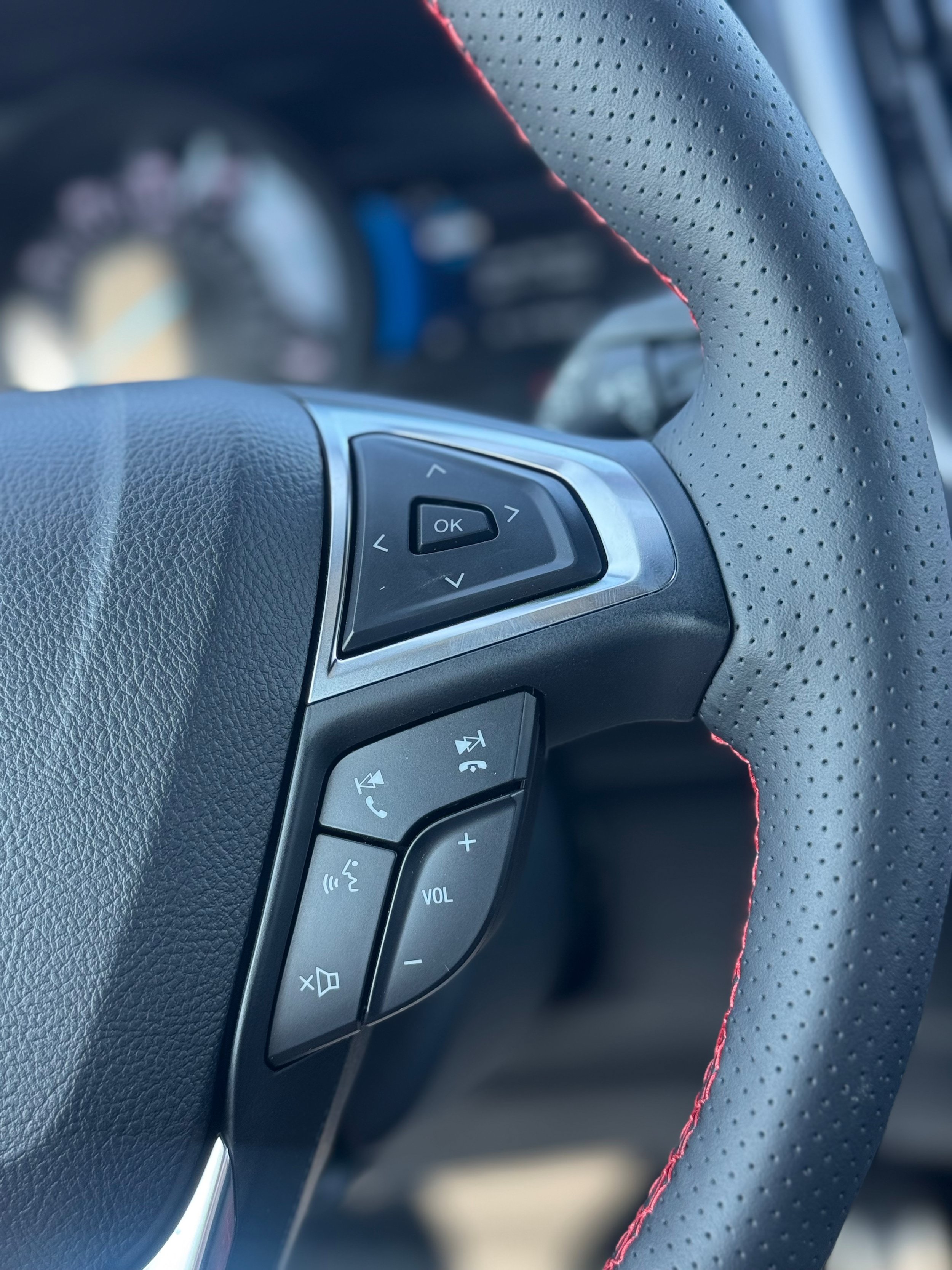 New 2024 Ford Edge ST-Line AWD/4WD image 31