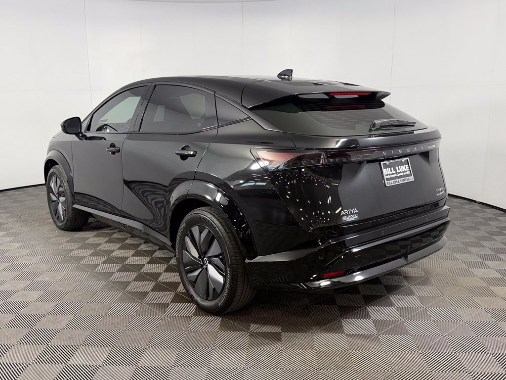 Used 2023 Nissan Ariya AWD image 9