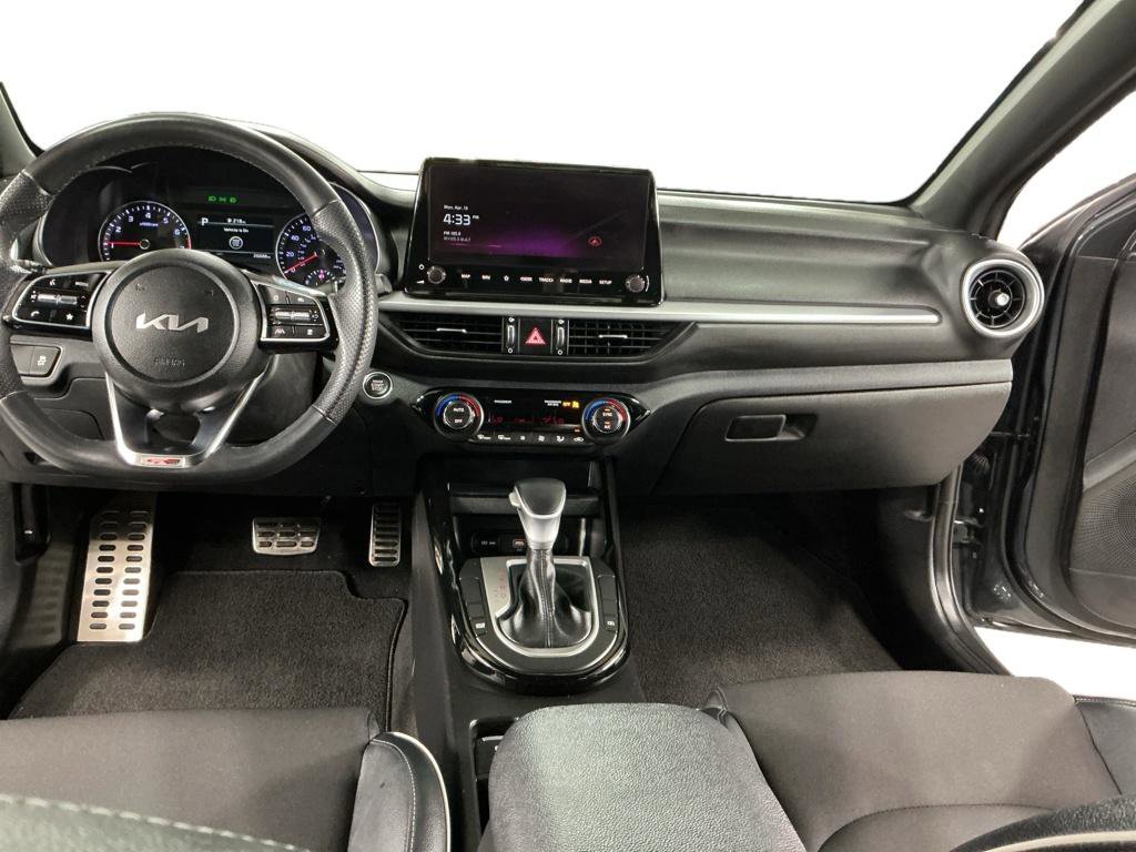 Used 2023 Kia Forte GT-Line w/ GT-Line Technology Package FWD image 6