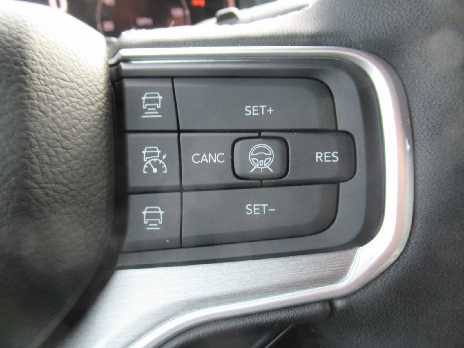 New 2026 Jeep Grand Wagoneer L Series II Obsidian image 26