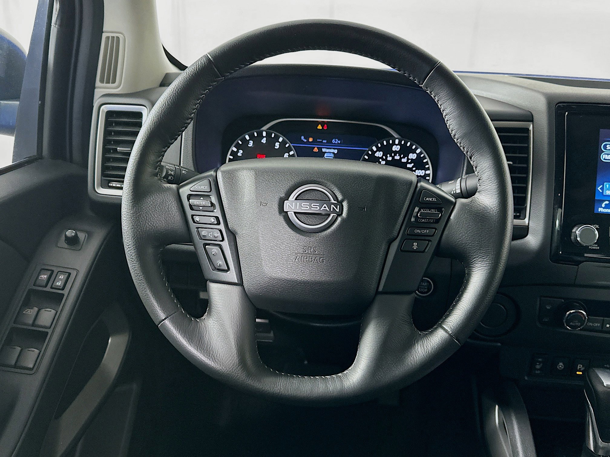 Used 2024 Nissan Frontier SV w/ SV Convenience Package RWD image 17