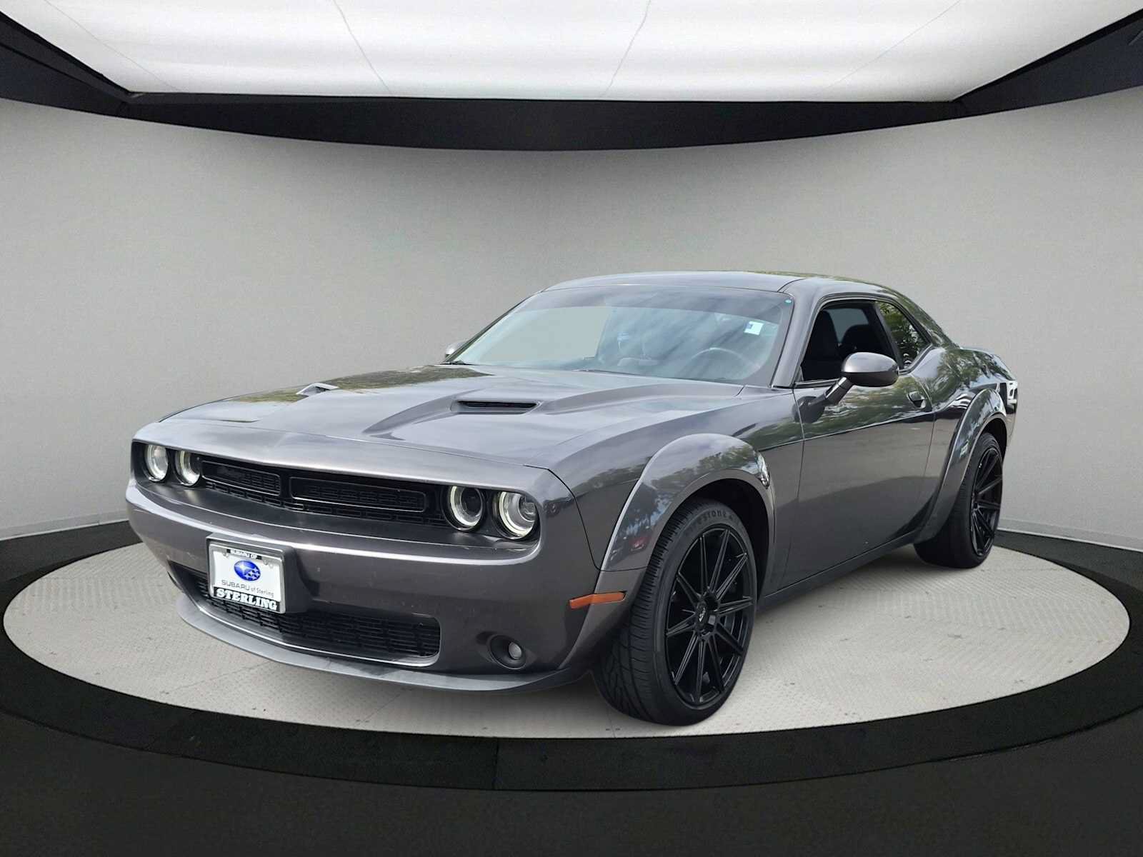 Used 2019 Dodge Challenger SXT w/ Blacktop Package AWD/4WD image 4