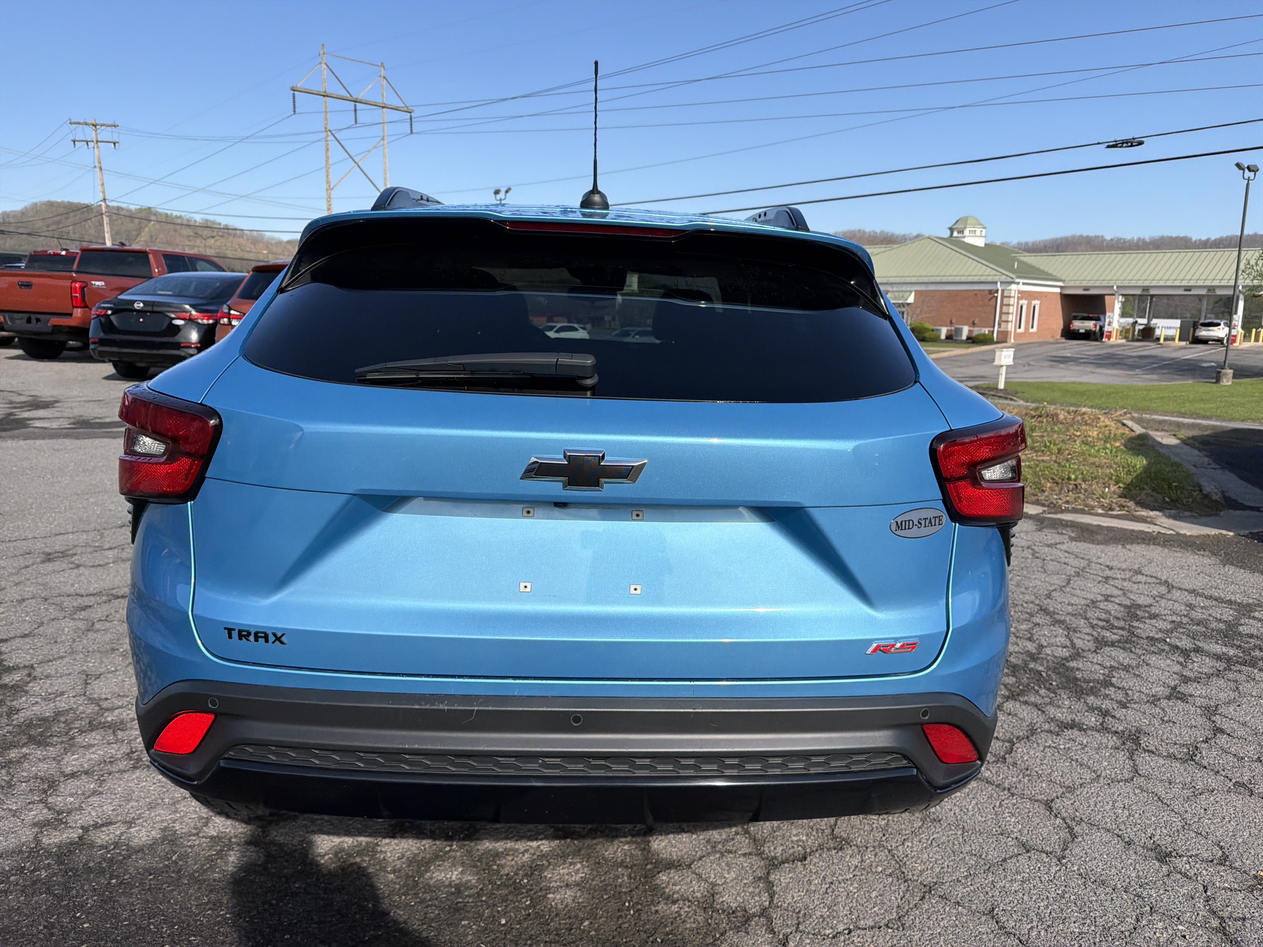 Used 2025 Chevrolet Trax RS w/ Sunroof Package FWD image 7