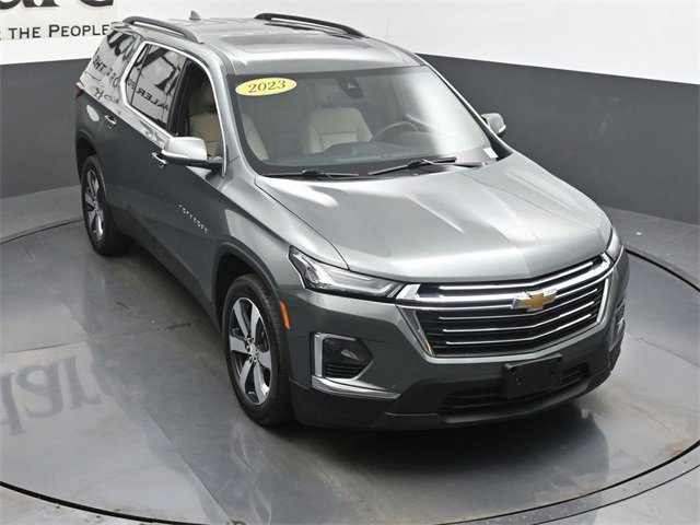 Used 2023 Chevrolet Traverse LT w/ LT Premium Package image 49