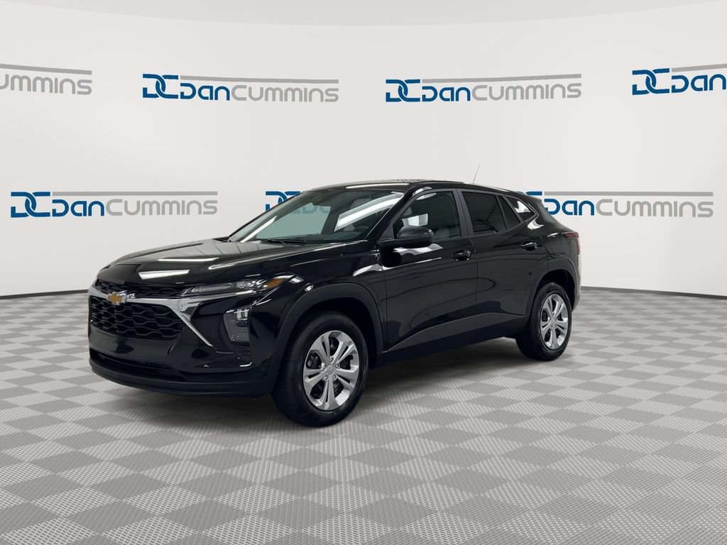 New 2026 Chevrolet Trax LS FWD image 4