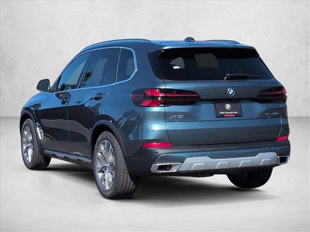 New 2026 BMW X5 xDrive50e image 9