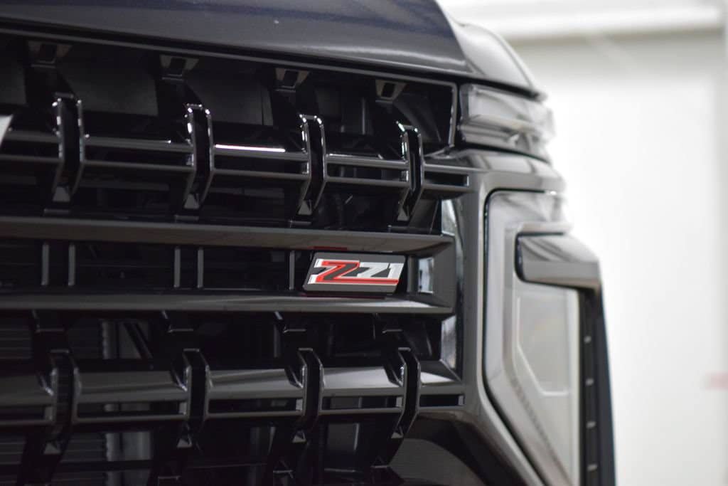 New 2026 Chevrolet Suburban Z71 w/ Z71 Off-Road Package AWD/4WD image 16