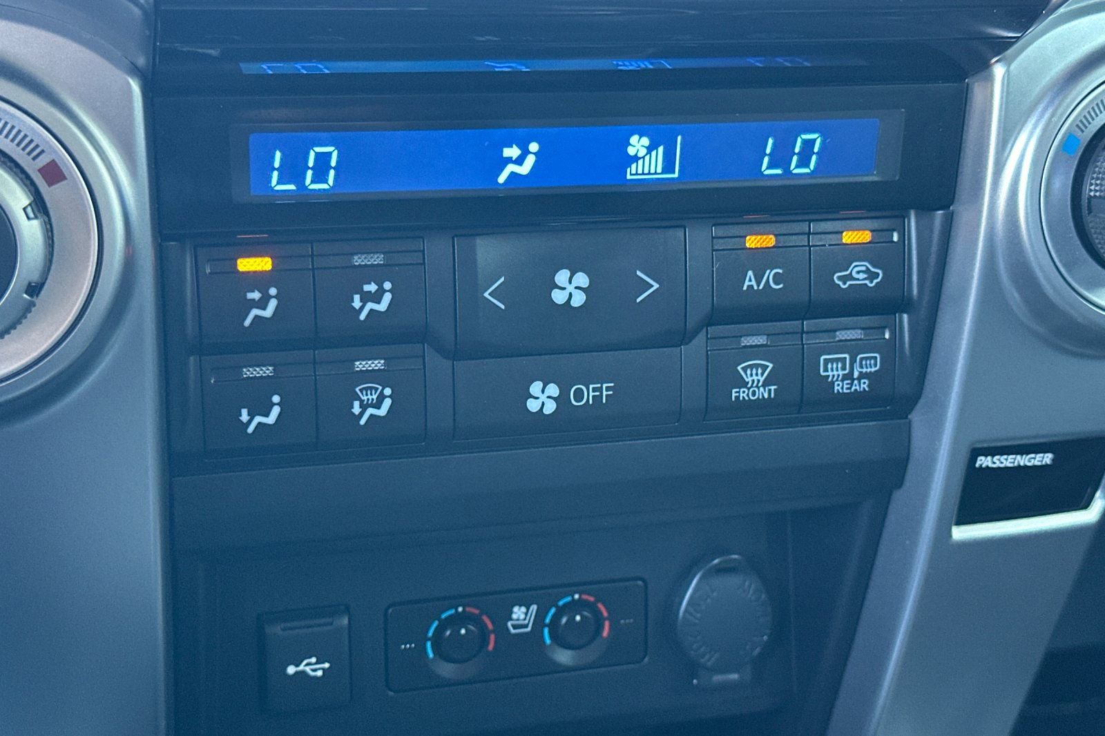 Used 2022 Toyota 4Runner Limited image 25